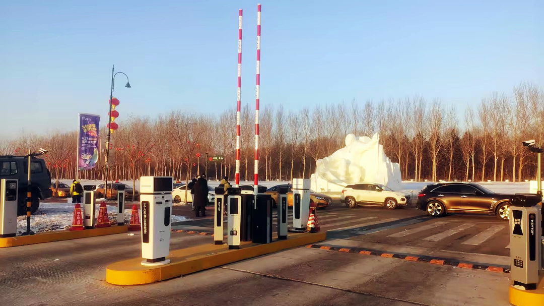 “爾濱”強勢出圈，科拓智慧停車助力多個景區(qū)迎接“八方來客”
